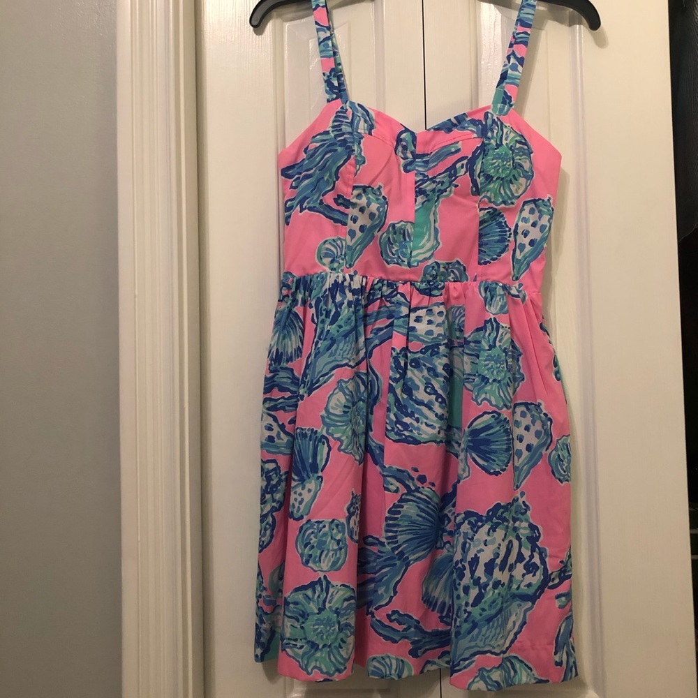 Lilly Pulitzer dress, only worn once!! Size 0.